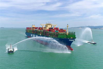 攜手共促'絲路海運'港航貿一體化發(fā)展——專訪福建港口集團黨委書記、董事長陳志平